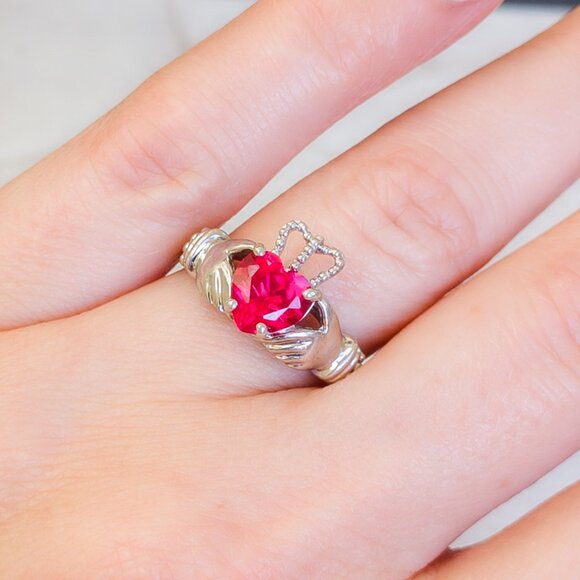 Lorenzo Sterling Silver Claddagh Ring with Synthetic Ruby Heart – Size 7 - Picture 12 of 12